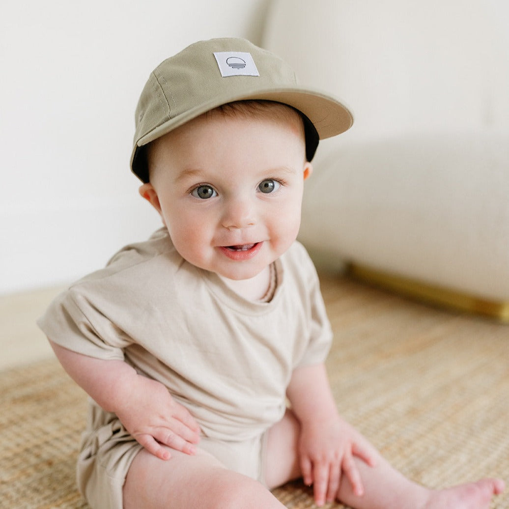 Organic Cotton Hat with Minimalist Icon in Ash | Toddler